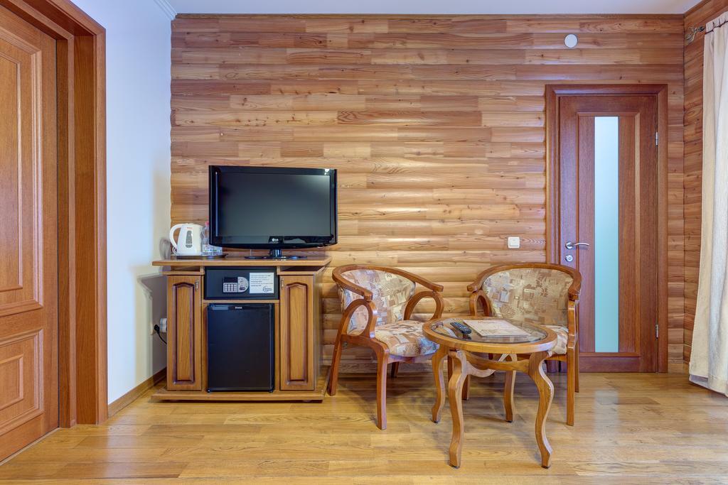 Hotel Perlyna Karpat Bukovel Quarto foto